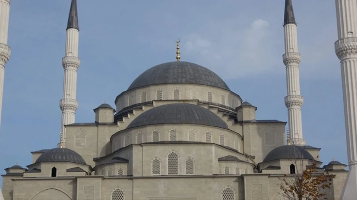 Samsun’da bir imam camide kendini asarak intihar etti