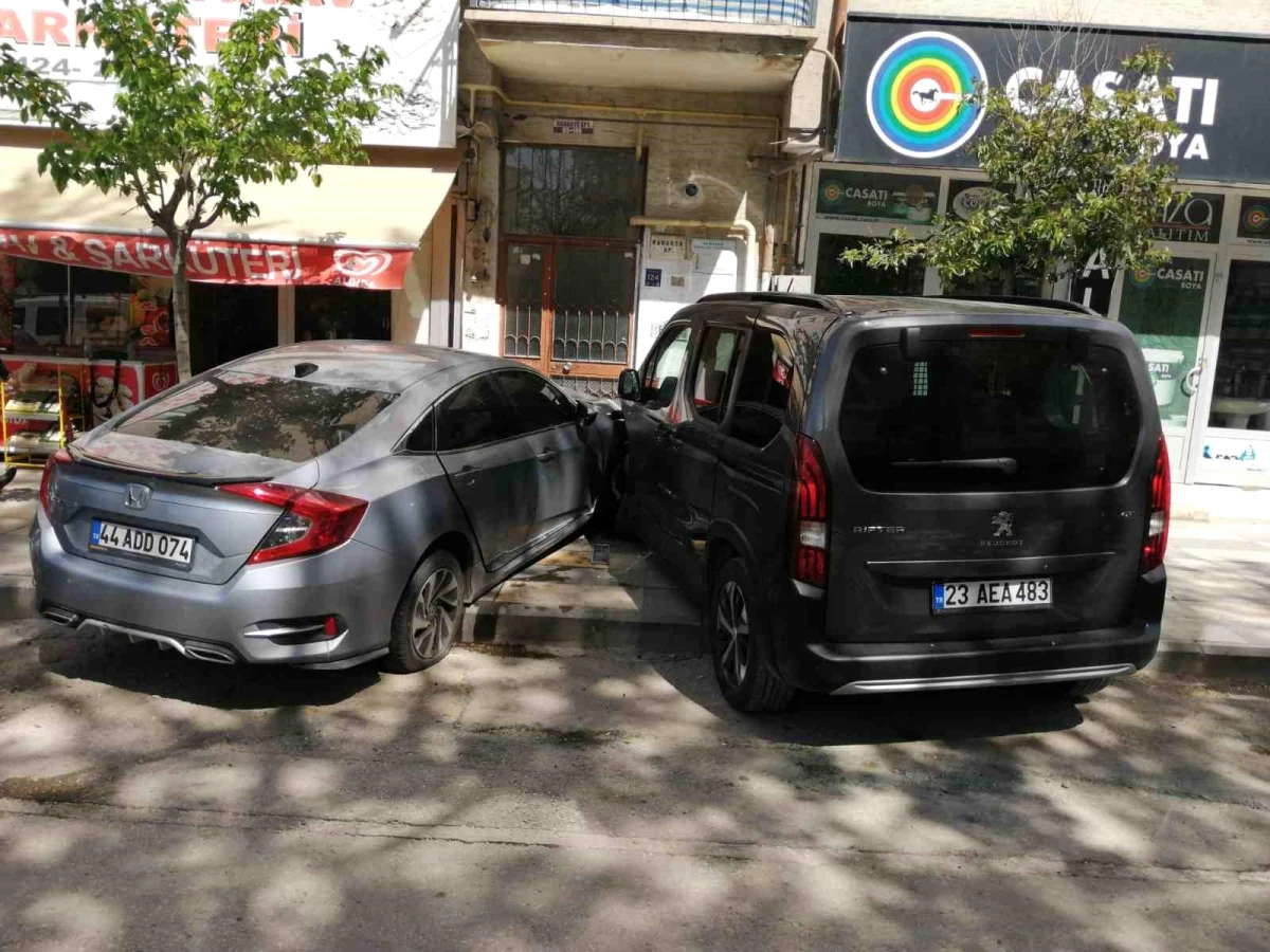 Elazığ’da Kalp Krizi Geçiren Kadın Hayatını Kaybetti