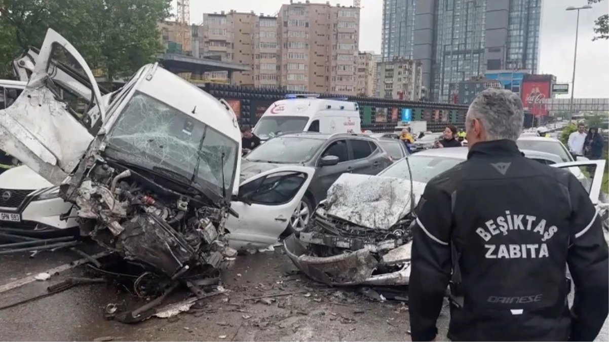 İstanbul’da 7 aracın karıştığı zincirleme kaza: 8 yaralı